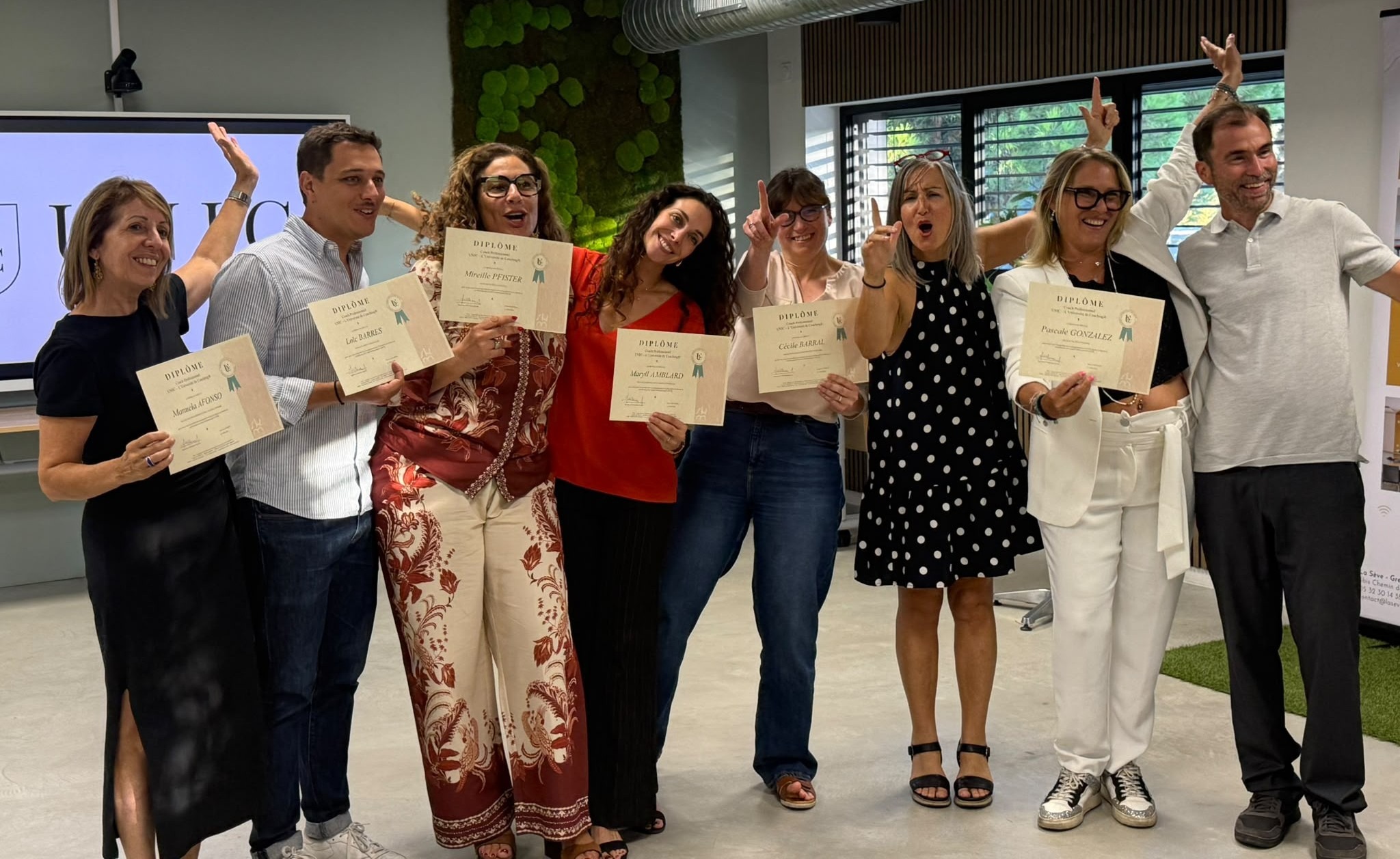 Remise diplômes école de coaching UNIC - L'Université de Coaching®